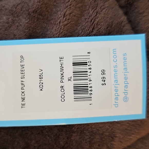 Top - Picture 14 of 16